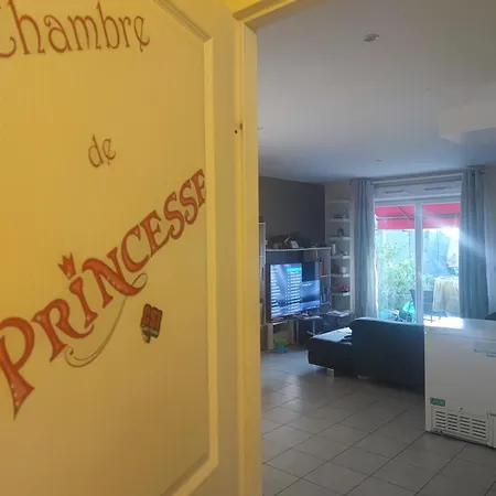 Homestay To Share In A House Close To The Olympic Games *